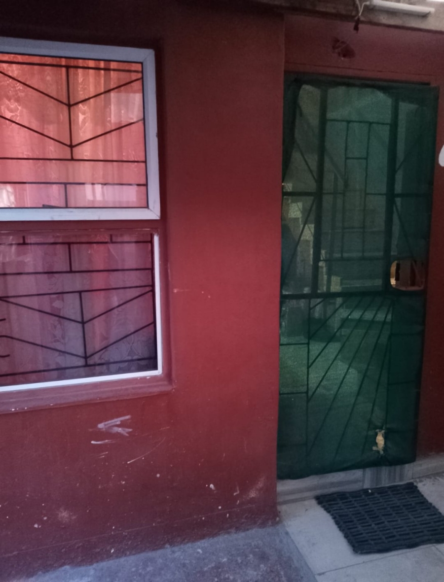 2 Bedroom Property for Sale in The Hague Western Cape